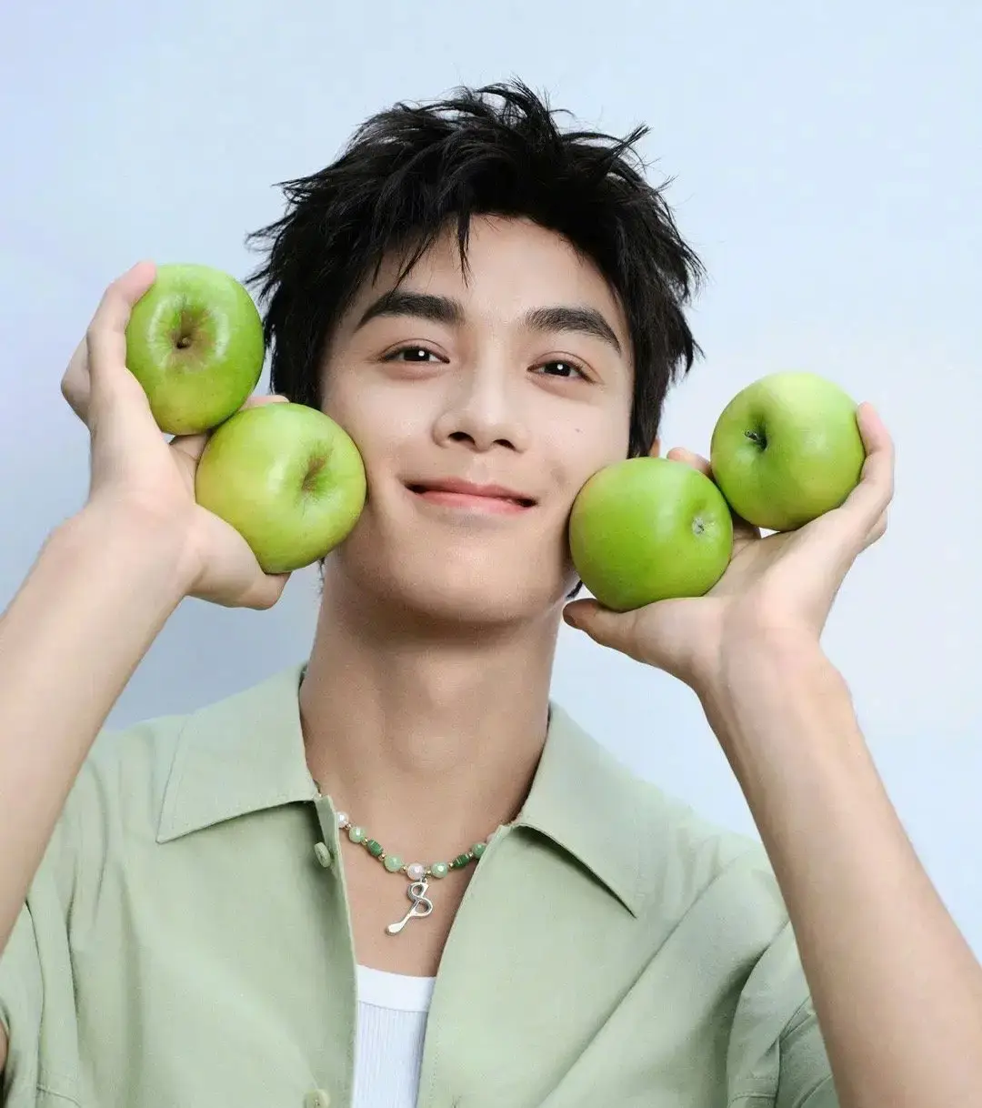 吳磊因受傷取消見面會(huì) 為粉絲報(bào)銷機(jī)酒等全部路費(fèi)