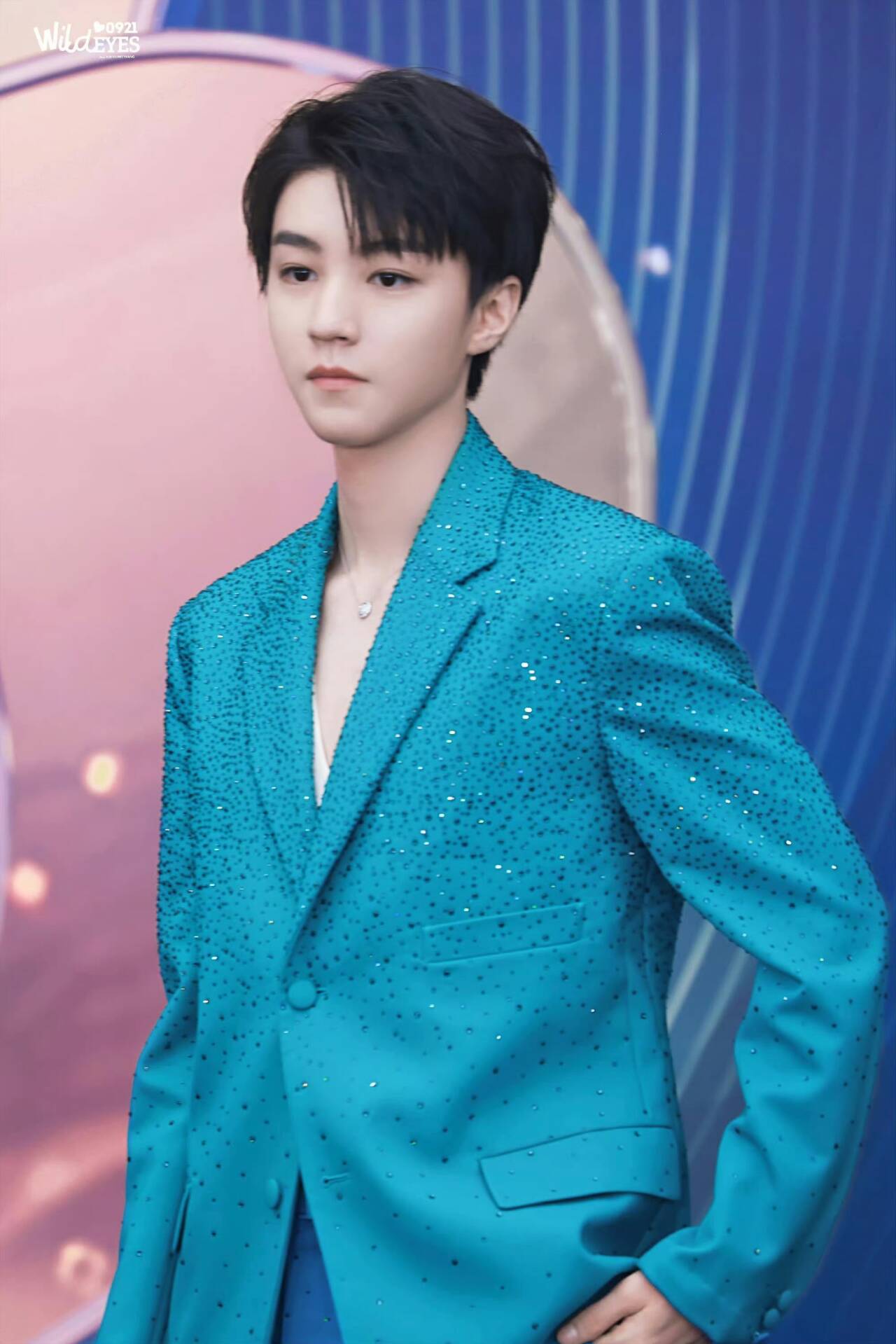 3f86940ab60a4db6dcddc1ded3013fe9_720.png 王俊凱微博電影之夜紅毯造型/芒果體育