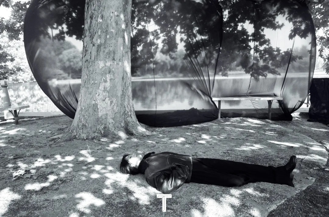 48d99009ly1h95h30m6y9j20u00jvqct.jpg 楊紫 感知明暗的流轉(zhuǎn)與交織/芒果體育