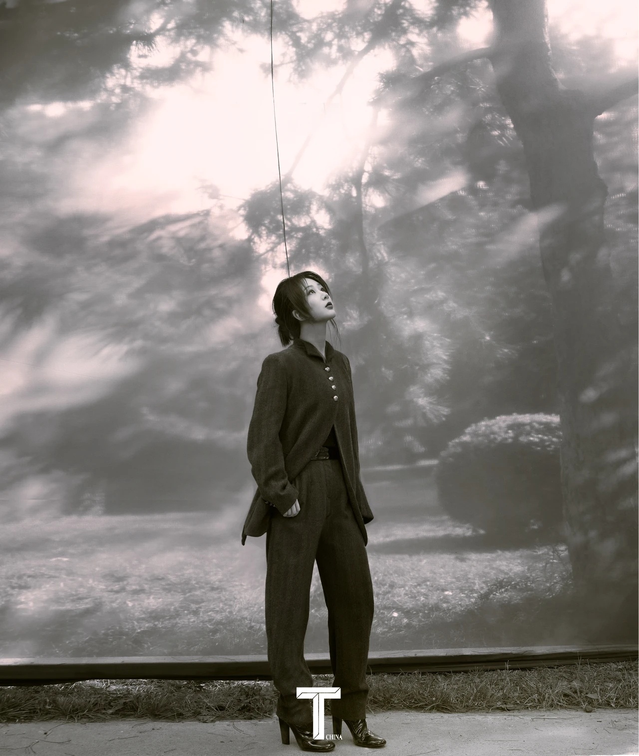 48d99009ly1h94eblyvz0j20zk163qfp.jpg 楊紫 感知明暗的流轉(zhuǎn)與交織/芒果體育